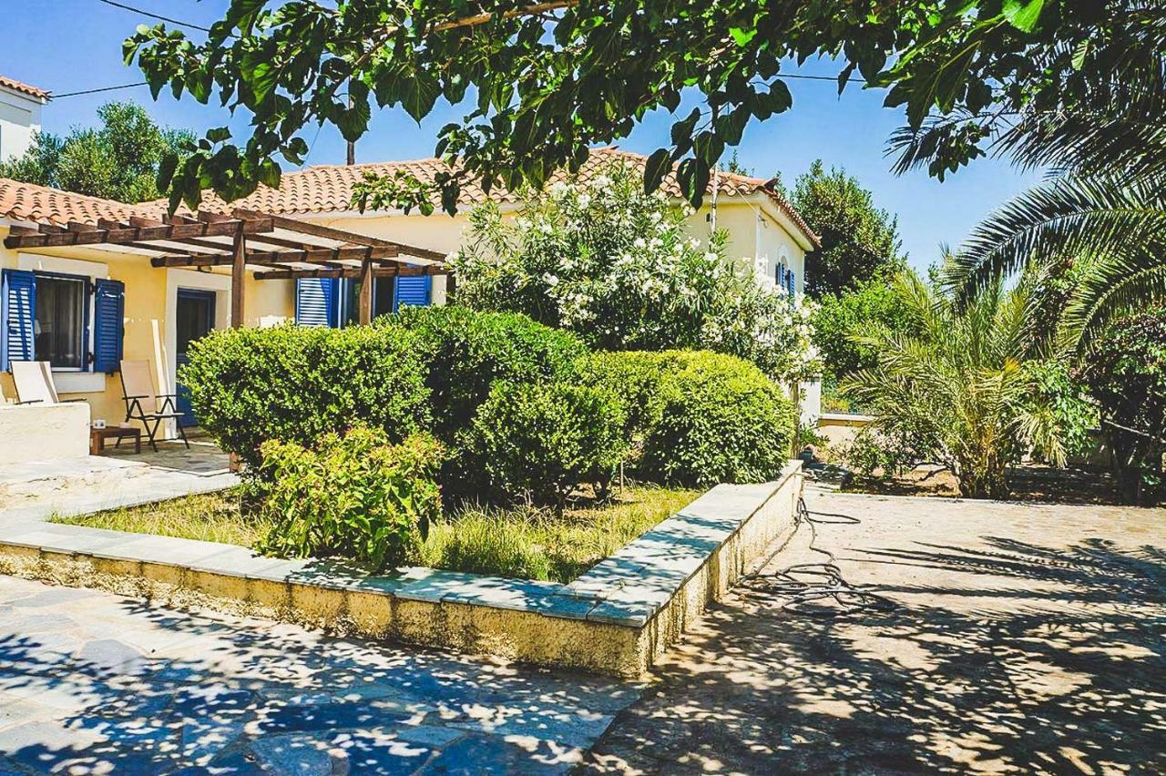 Beautiful House Ideal For Families Varos Exterior photo